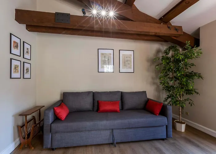 Casa Tosca Con Balcone Vicino Parcheggio