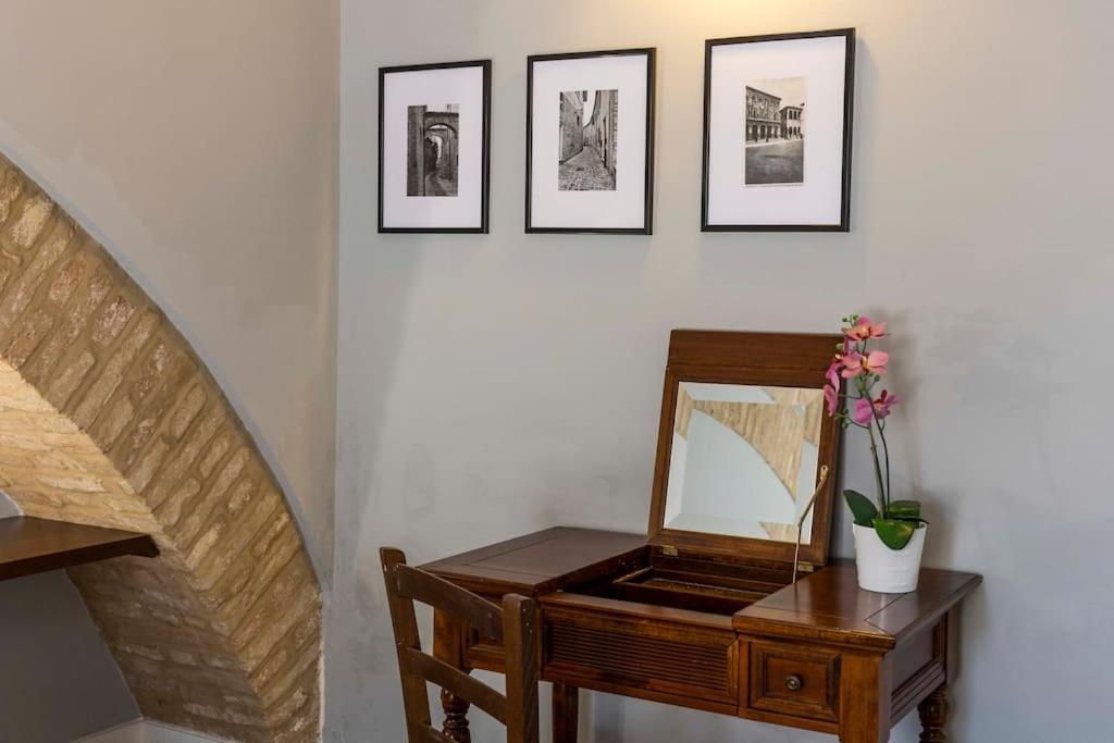 Casa Tosca Con Balcone Vicino Parcheggio